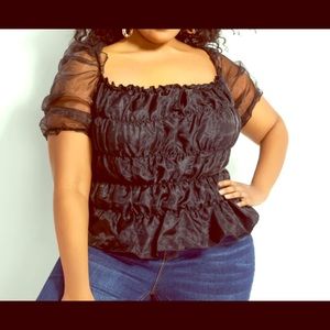 🌺Brand New🌺Women’s Black Peasant Top